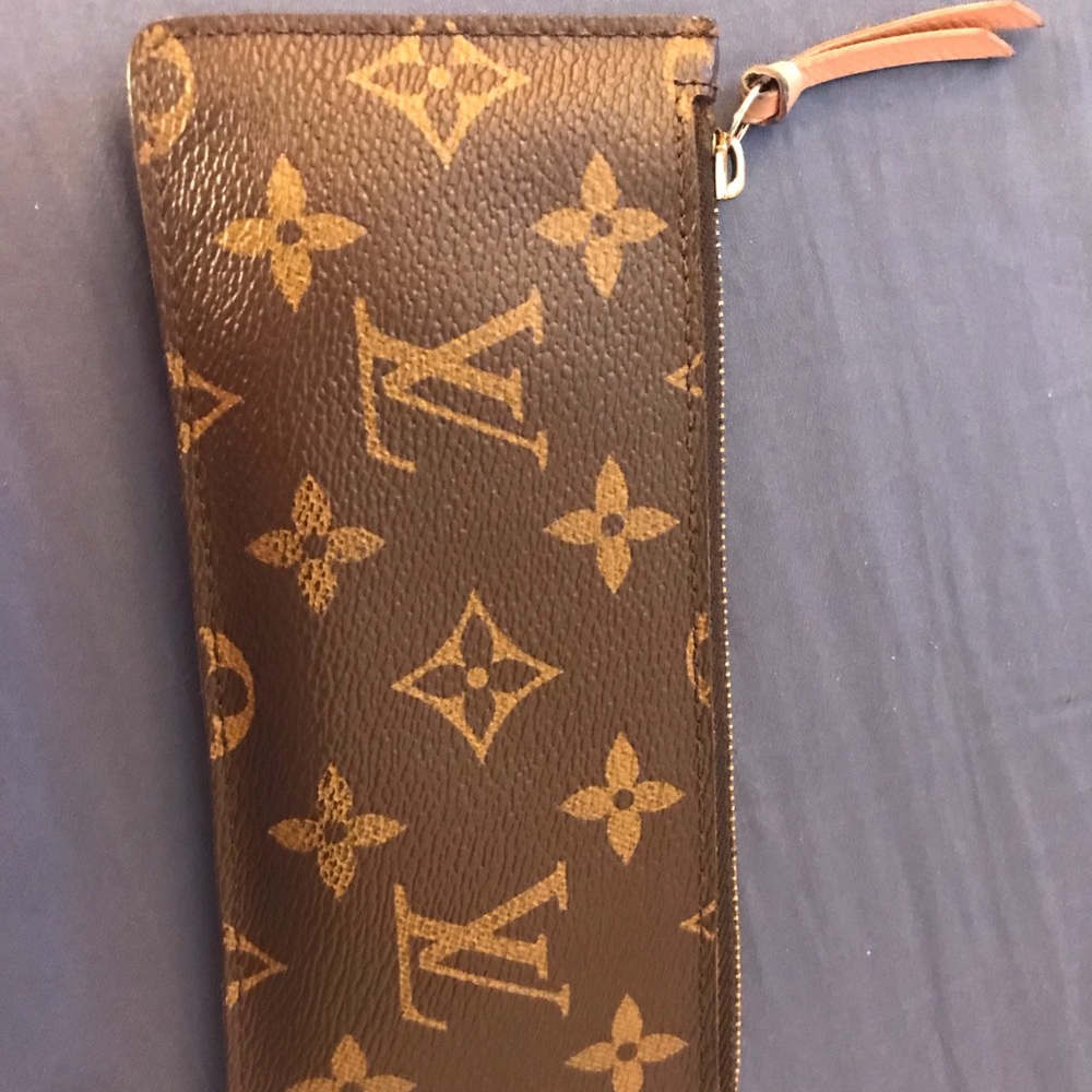 Louis vuitton Josephine pouch light pink Strap
